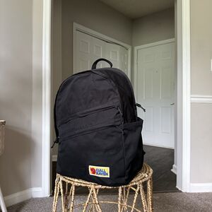 Fjallraven Vardag 25 Backpack Black Outdoor Laptop Bag Hiking Daypack Travel